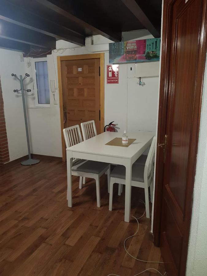 Central Apartment Madrid Luaran gambar
